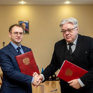 Samara University with the Institute of the USA and Canada of the Russian Academy of Sciences trains specialists of international affairs 