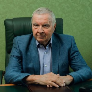 "Прости, Валерий, своих бывших друзей, которые разменяли твоё славное имя на деньги"