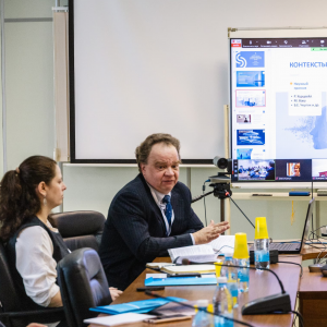 Задачи фантастики – искать выход из ловушек цивилизации и эволюции