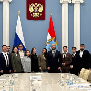 Губернатор Вячеслав Федорищев встретился с победителями проектов благотворительного фонда "Система"