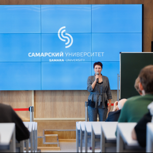 Начала работу масштабная научная конференция по математике и моделированию