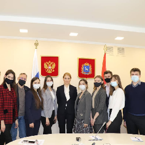 В День дипломата сотрудники департамента внешних связей встретились со студентами-международниками 