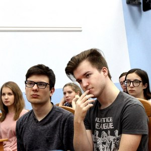 В Самарском университете состоялась ежегодная акция "Белая ромашка"